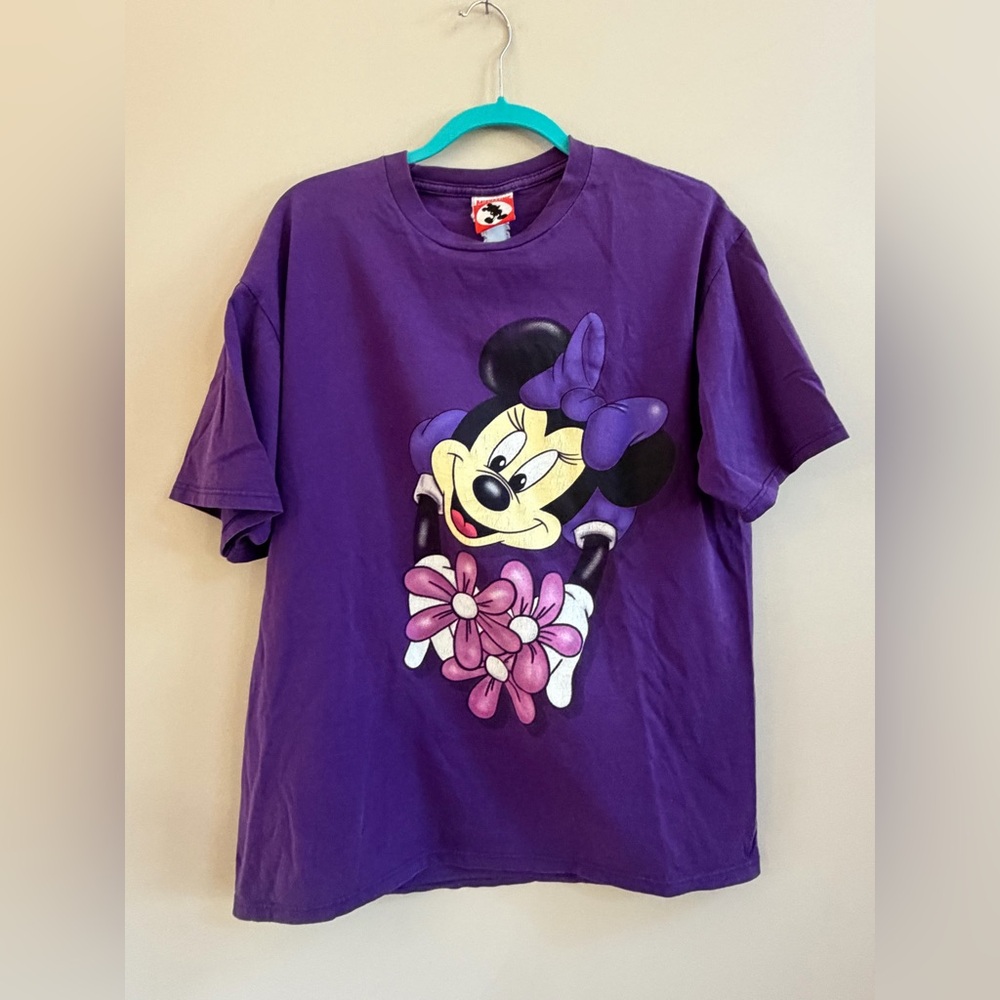 Mickey Inc Walt Disney Vintage Minnie Mouse Graphic Purple Short Sleeve T-Shirt